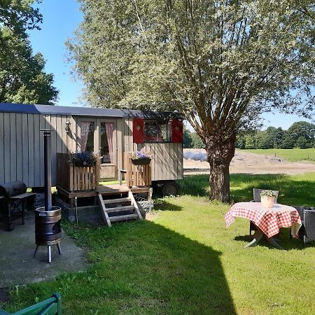 Appartement Pipowagen 'Klein Hoonhorst' à Putten Extérieur photo